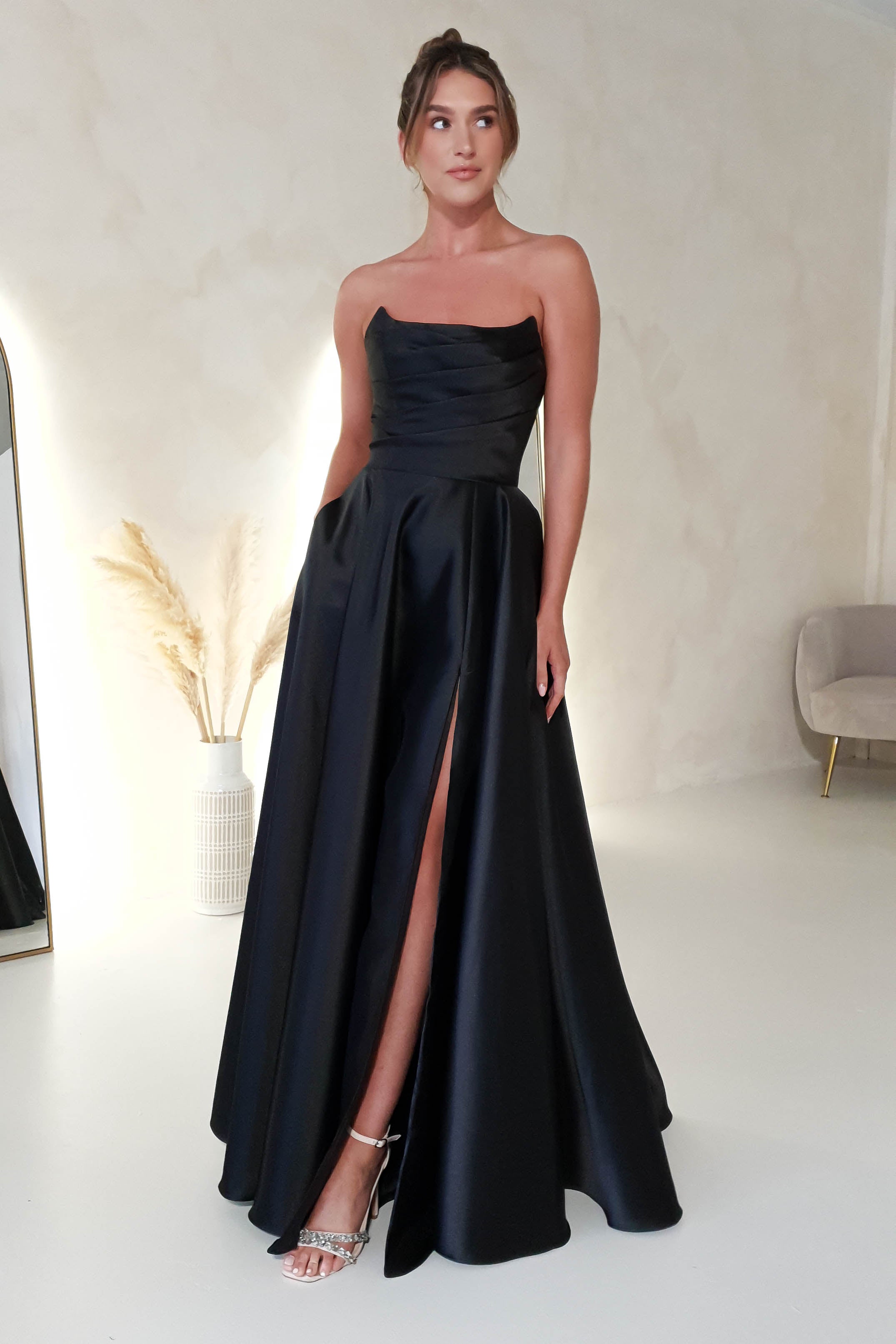Vestido Miya Preto